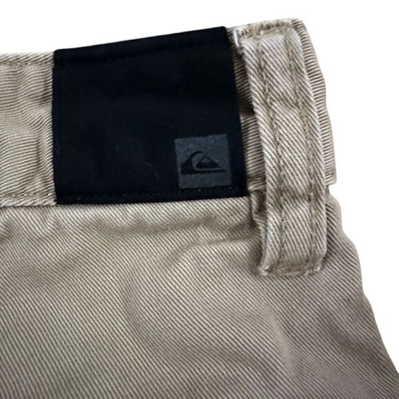 Quiksilver ~ Mens Tan Chino Shirts ~ size 36 ~ 4 pocket ~ black leather tab - Picture 4 of 11